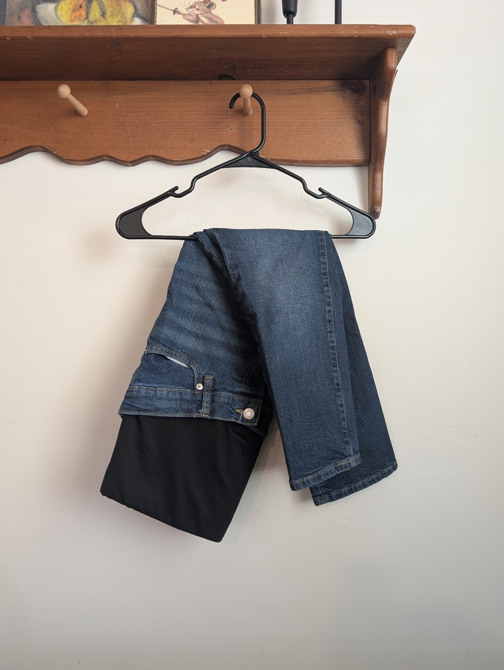 GAP Women's Straight Leg Jeans in Dark Blue